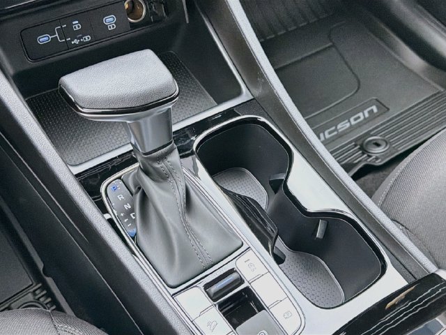 New 2026 Hyundai Tucson SEL Plus FWD image 16