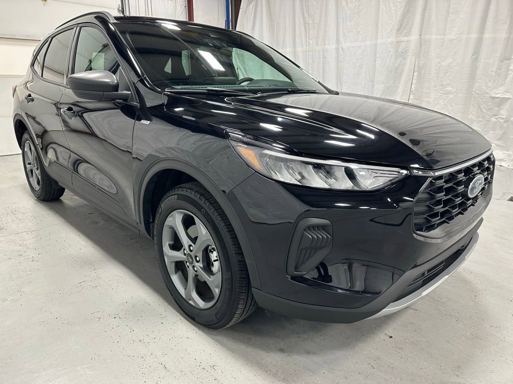 Used 2025 Ford Escape ST-Line video 1