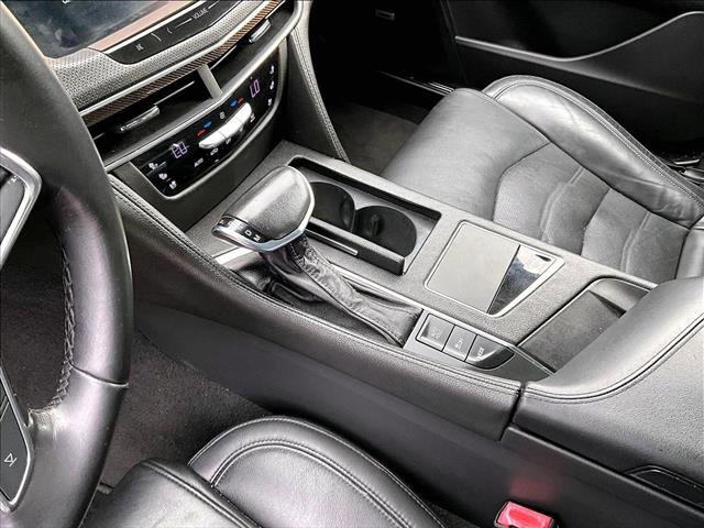 Used 2018 Cadillac CT6 Luxury image 15