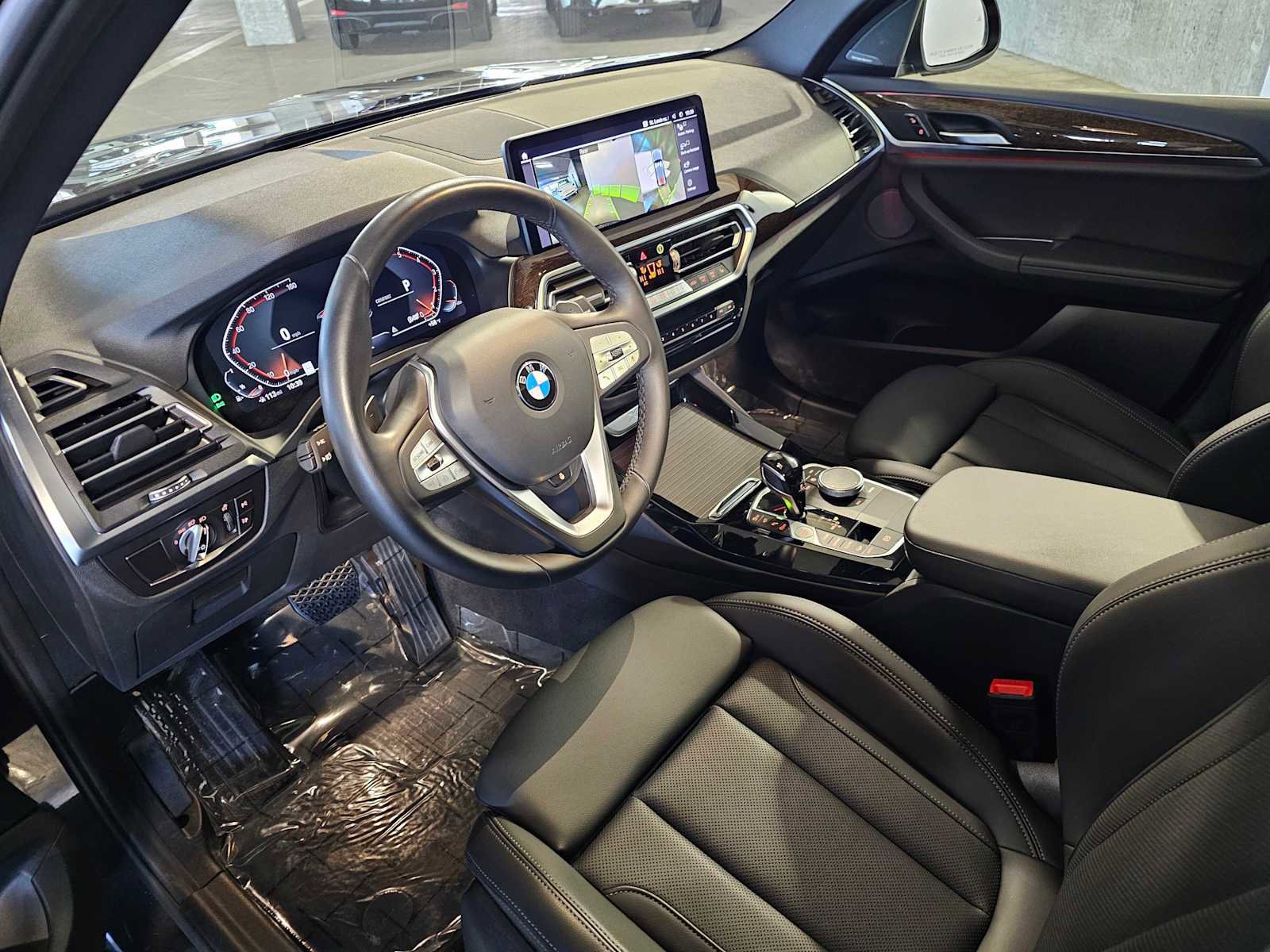 Used 2023 BMW X3 xDrive30i w/ Premium Package AWD/4WD image 2