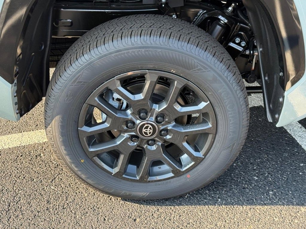 New 2026 Toyota Tundra Platinum image 4