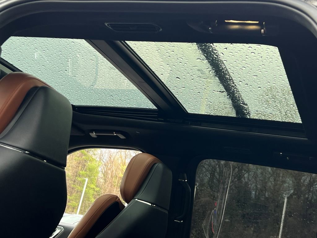 Certified 2021 Lincoln Navigator Reserve image 18