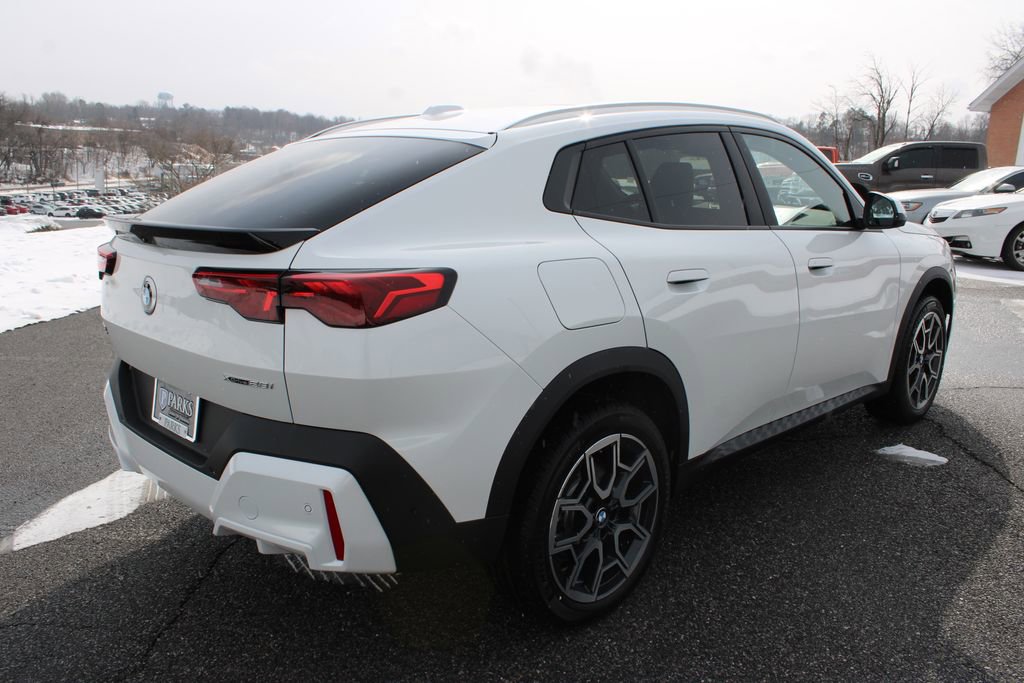 New 2026 BMW X2 xDrive28i image 8