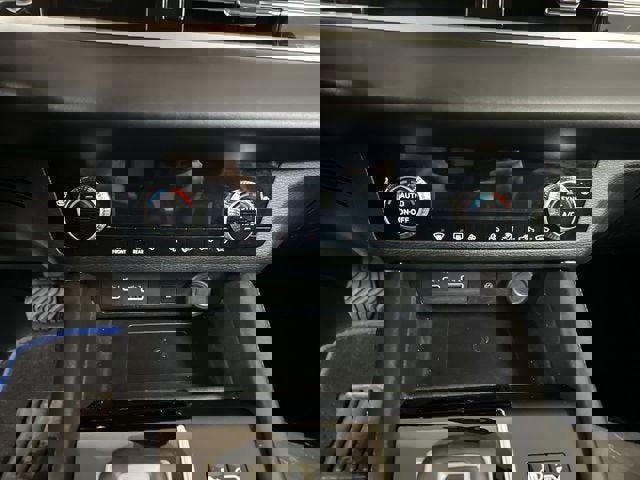 Used 2024 Mitsubishi Outlander SEL image 18