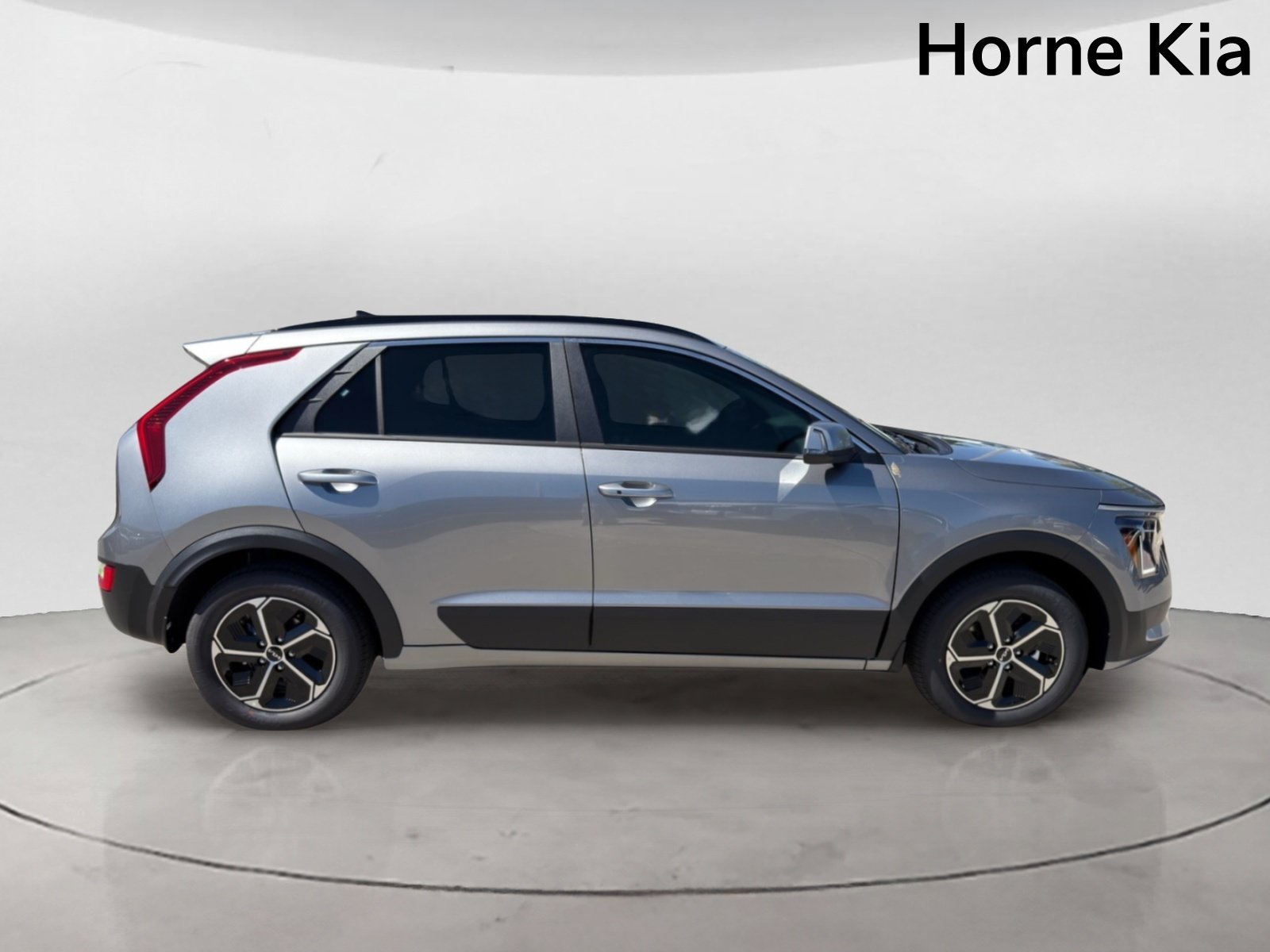 New 2026 Kia Niro EX FWD image 3