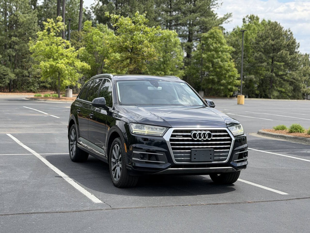 Used 2017 Audi Q7 3.0T Prestige w/ Prestige Package AWD/4WD image 1