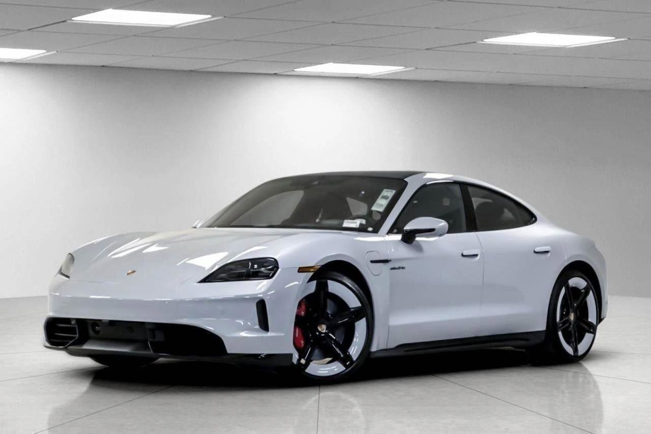 New 2025 Porsche Taycan GTS image 44