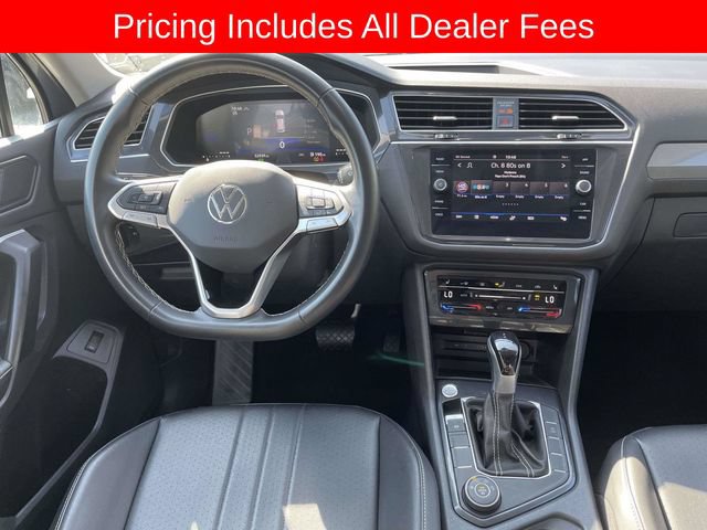 Used 2024 Volkswagen Tiguan SE AWD/4WD image 15