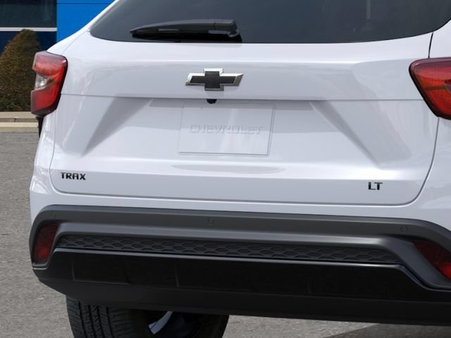 New 2026 Chevrolet Trax LT w/ Driver Confidence Package FWD image 14