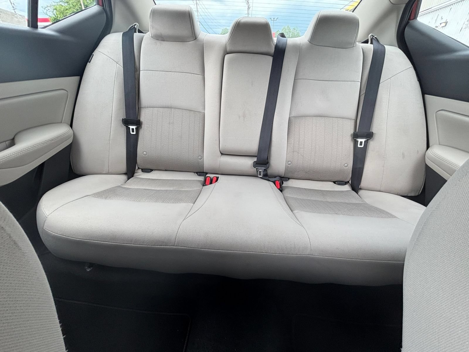Used 2025 Nissan Altima 2.5 SV FWD image 32