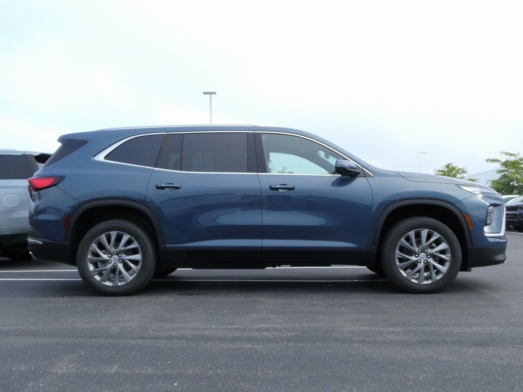 New 2026 Buick Enclave Preferred image 2