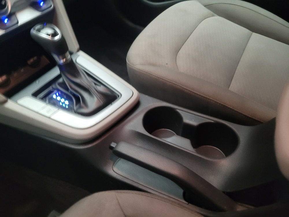 Used 2019 Hyundai Elantra SE image 26