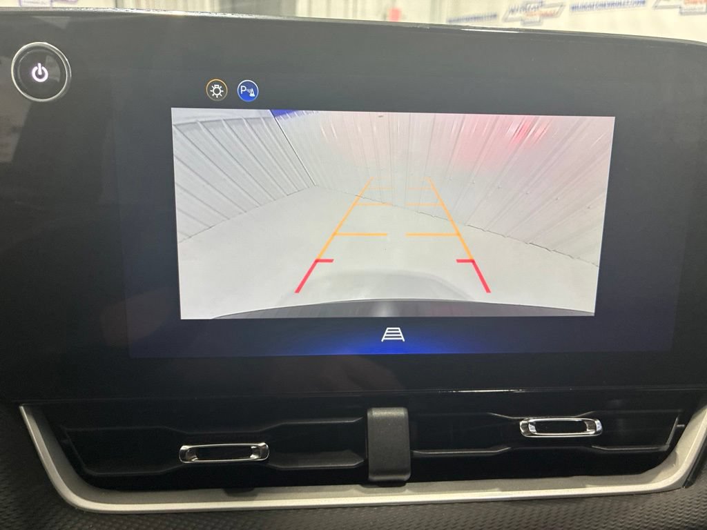 Used 2026 Chevrolet Equinox LT AWD/4WD image 27