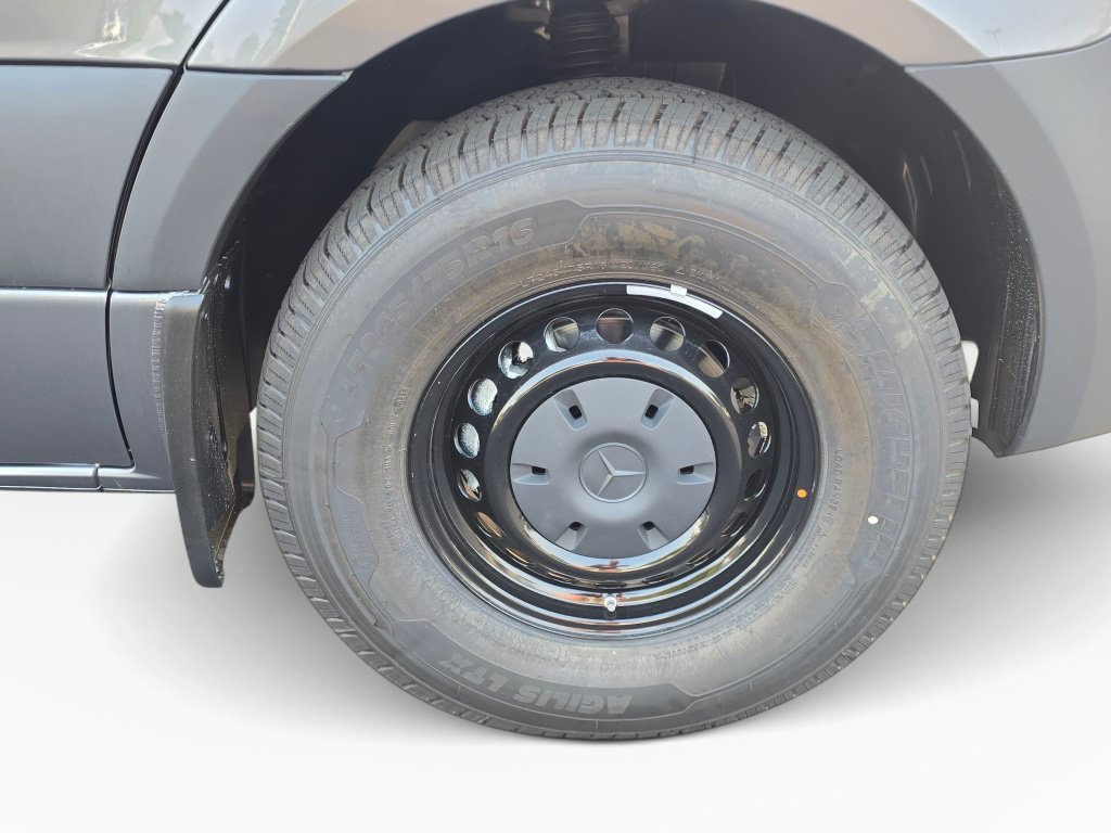New 2026 Mercedes-Benz Sprinter 2500 image 9