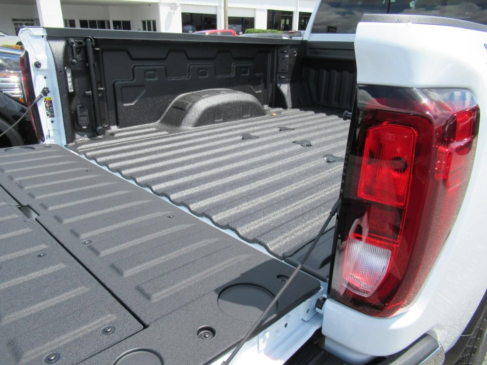 New 2026 GMC Sierra 2500 SLE w/ SLE Value Package; AWD/4WD image 29