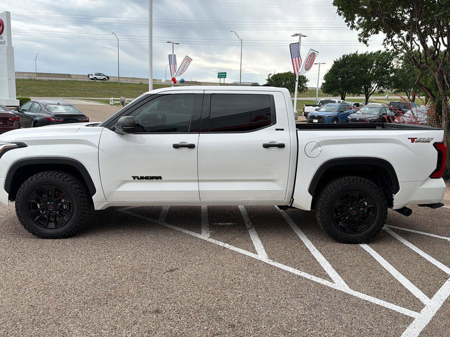 Used 2023 Toyota Tundra SR5 AWD/4WD image 6