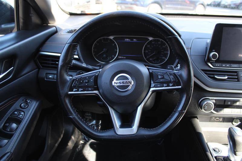 Used 2019 Nissan Altima 2.5 SR FWD image 14