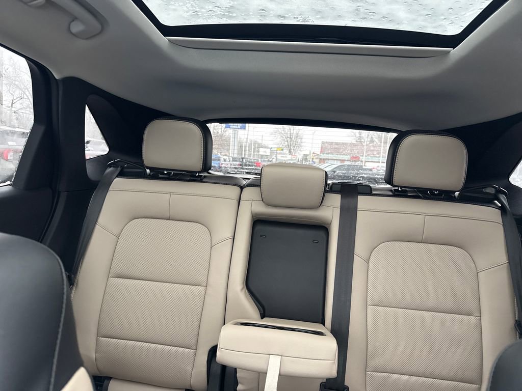 Used 2022 Ford Escape SEL image 42