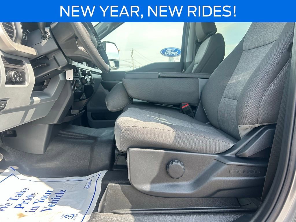 New 2025 Ford F250 XL image 15