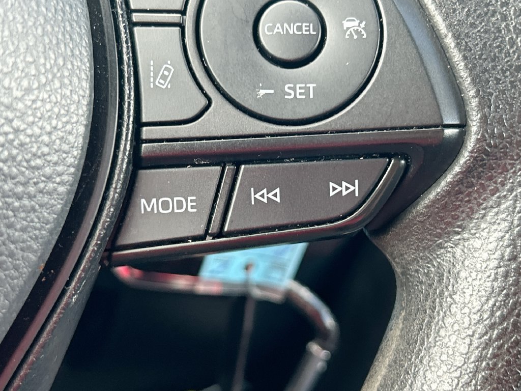 Used 2024 Toyota RAV4 LE FWD image 16