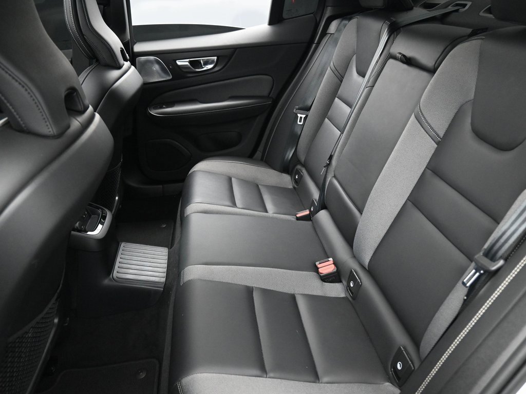 Used 2023 Volvo S60 T8 Ultimate image 26