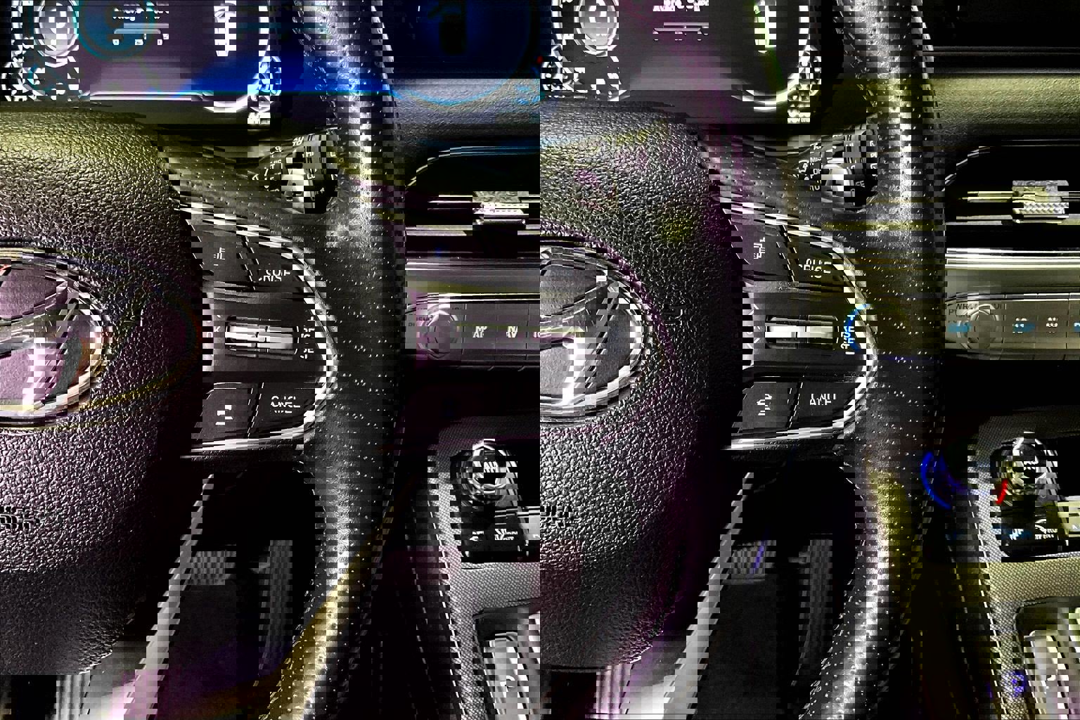 Used 2020 Hyundai Palisade Limited image 12