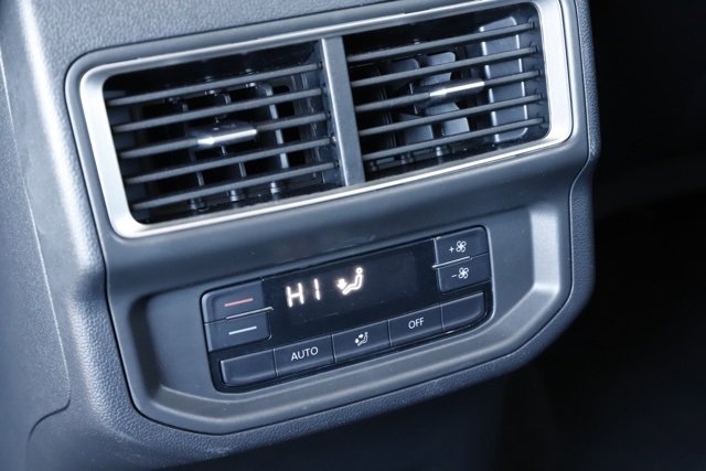 Used 2024 Volkswagen Atlas SE image 20