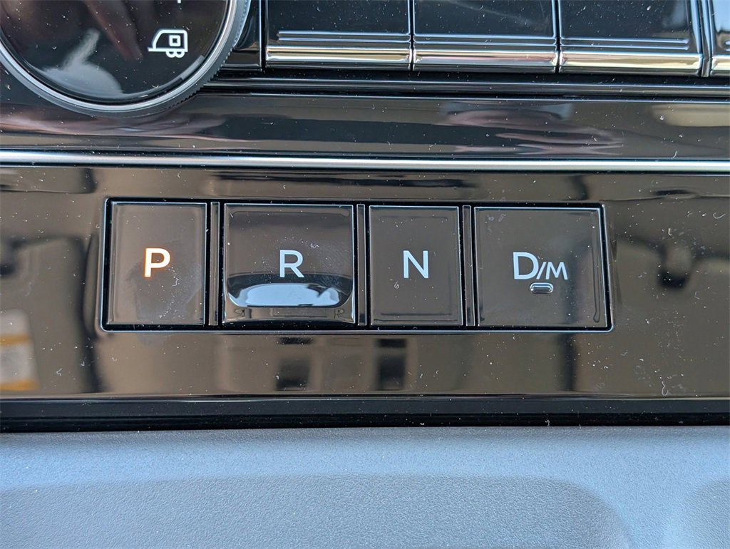 New 2025 Nissan Armada Platinum Reserve image 30