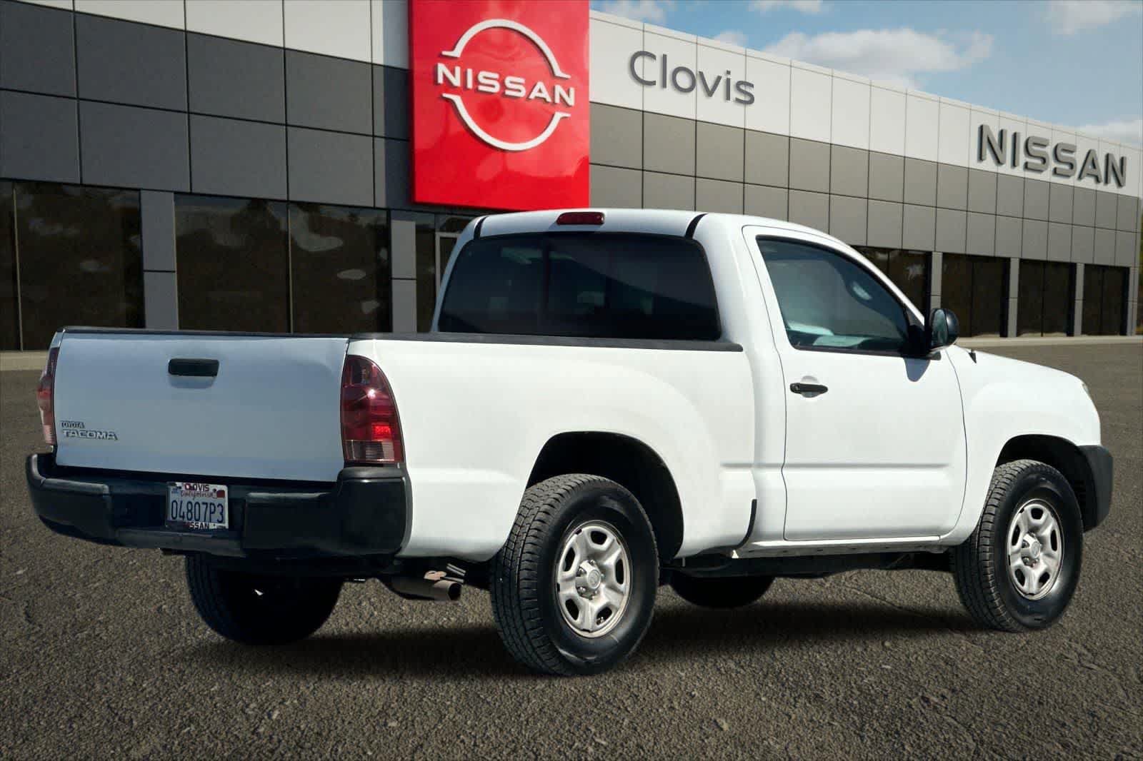 Used 2012 Toyota Tacoma 2WD Regular Cab image 3