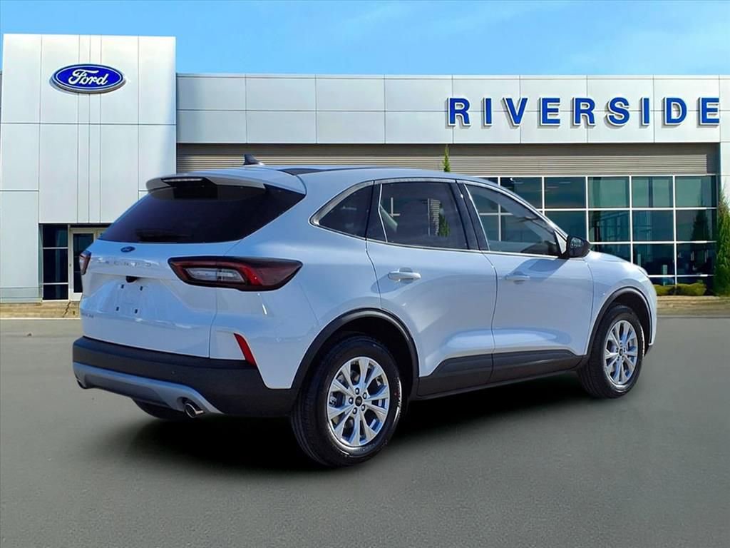 New 2026 Ford Escape Active w/ Cold Weather Package image 6