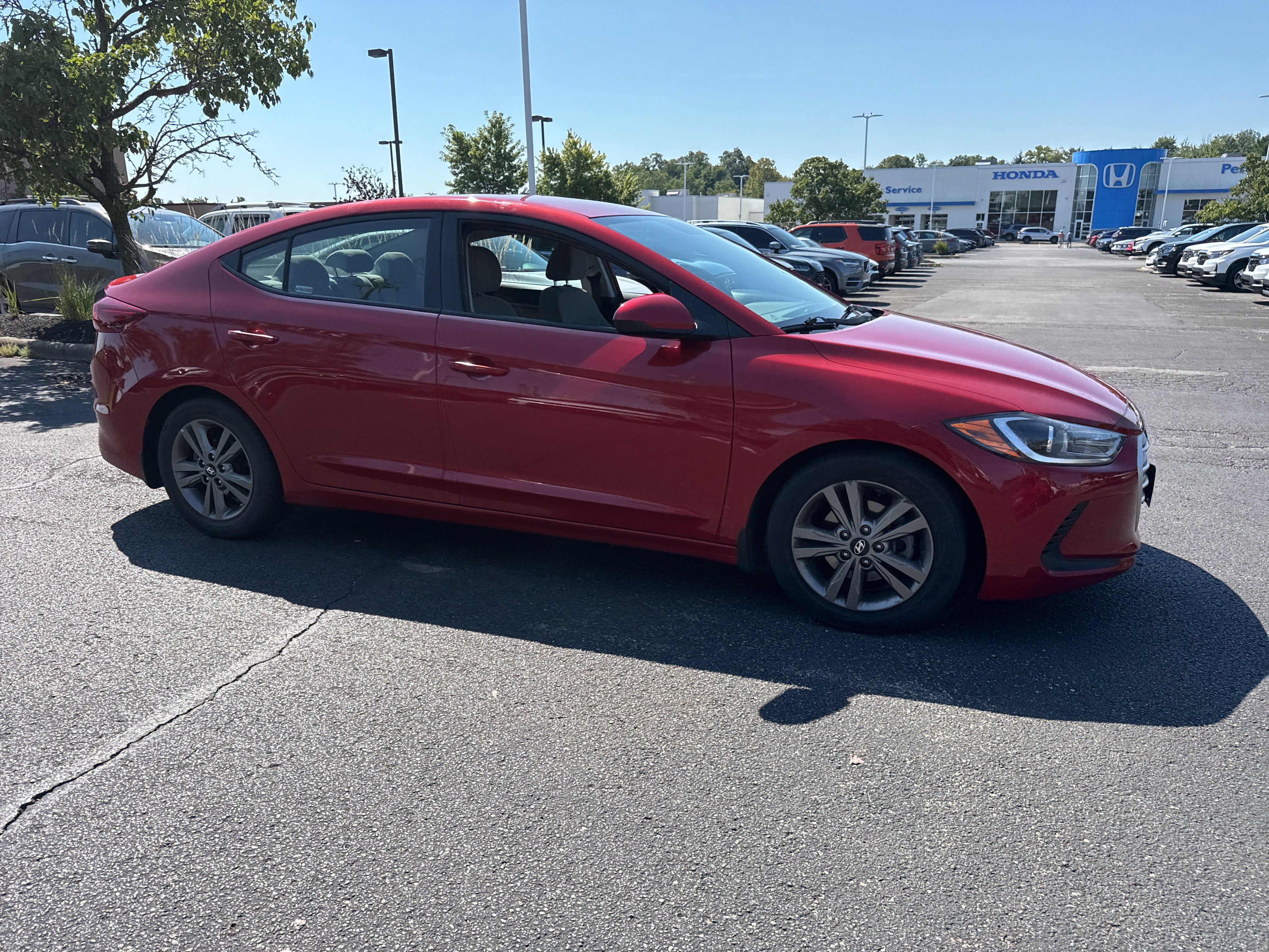 Used 2018 Hyundai Elantra SEL w/ Cargo Package FWD image 12