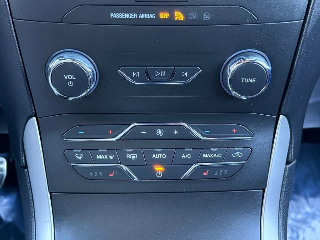 Used 2020 Ford Edge ST-Line FWD image 36