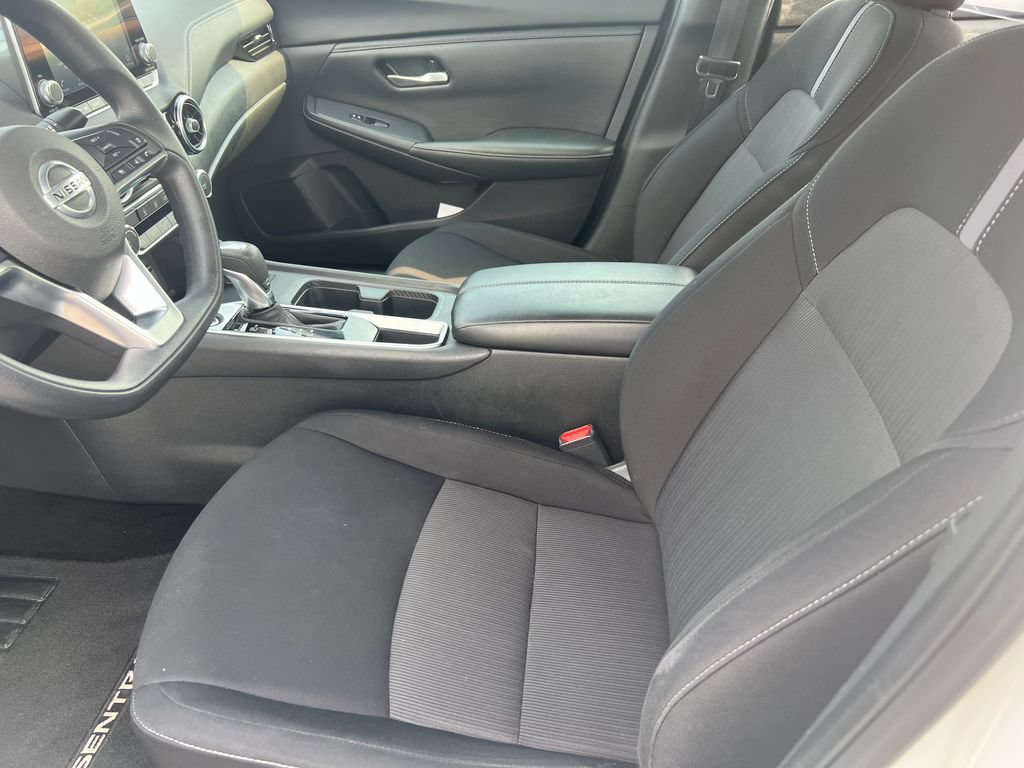 Used 2023 Nissan Sentra SV FWD image 10