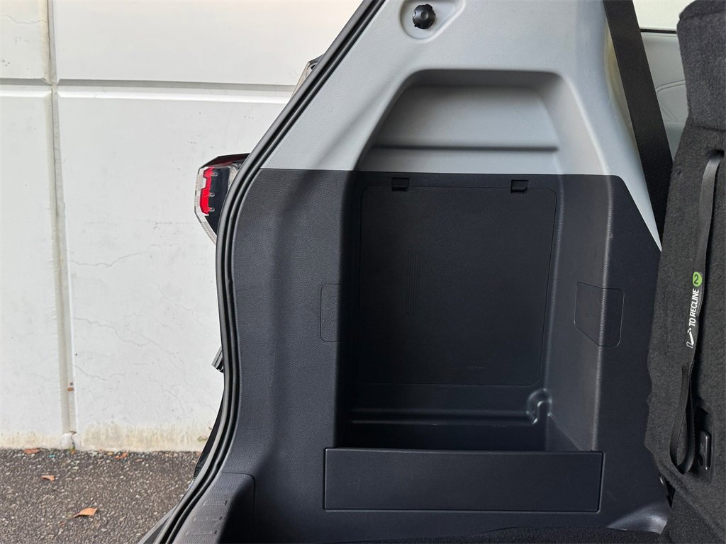 Certified 2022 Toyota Sienna XSE image 30