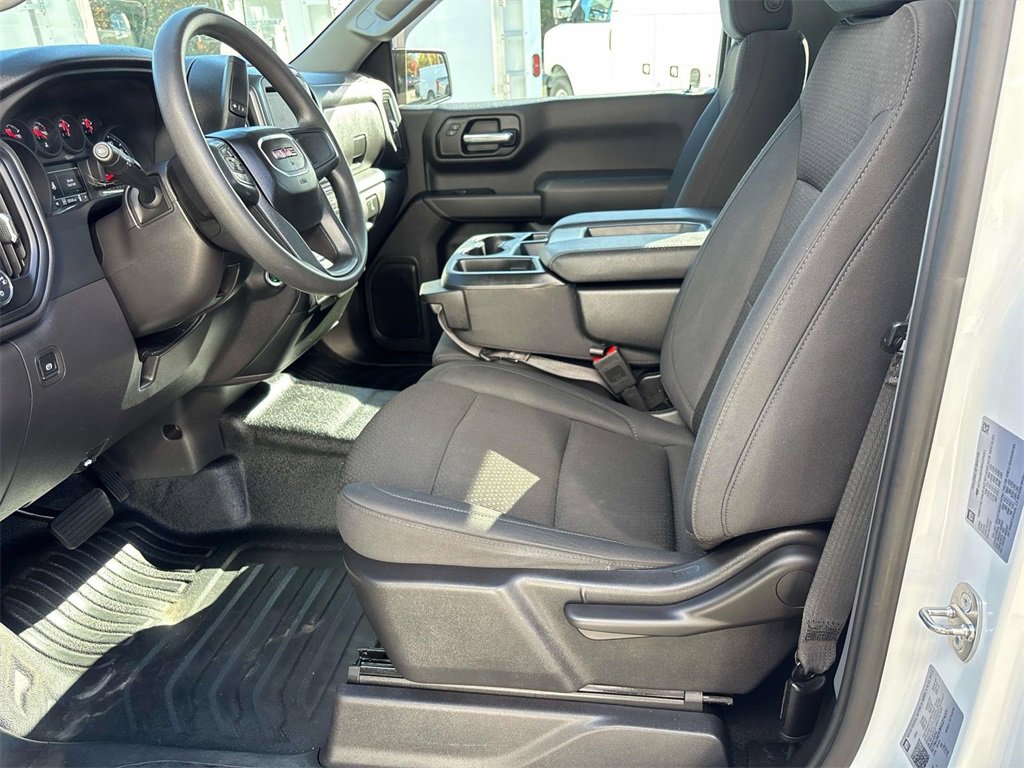 Certified 2024 GMC Sierra 1500 Pro w/ Pro Value Package image 10