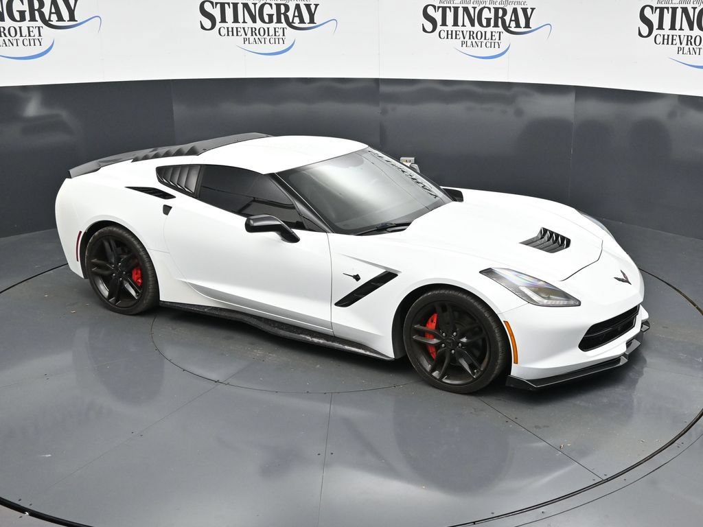 Used 2019 Chevrolet Corvette Stingray Coupe w/ Carbon Flash Badge Package RWD image 18