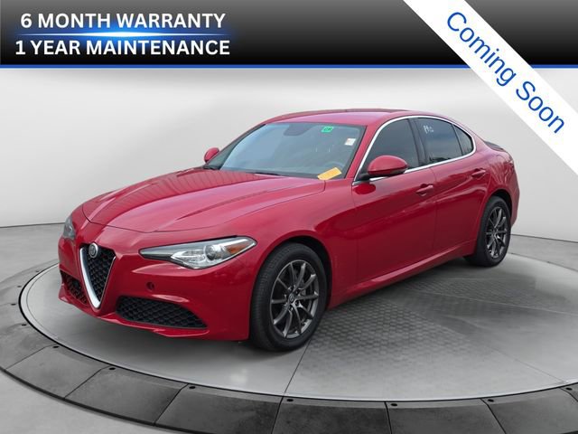 Used 2019 Alfa Romeo Giulia Sprint w/ Cold Weather Package image 1