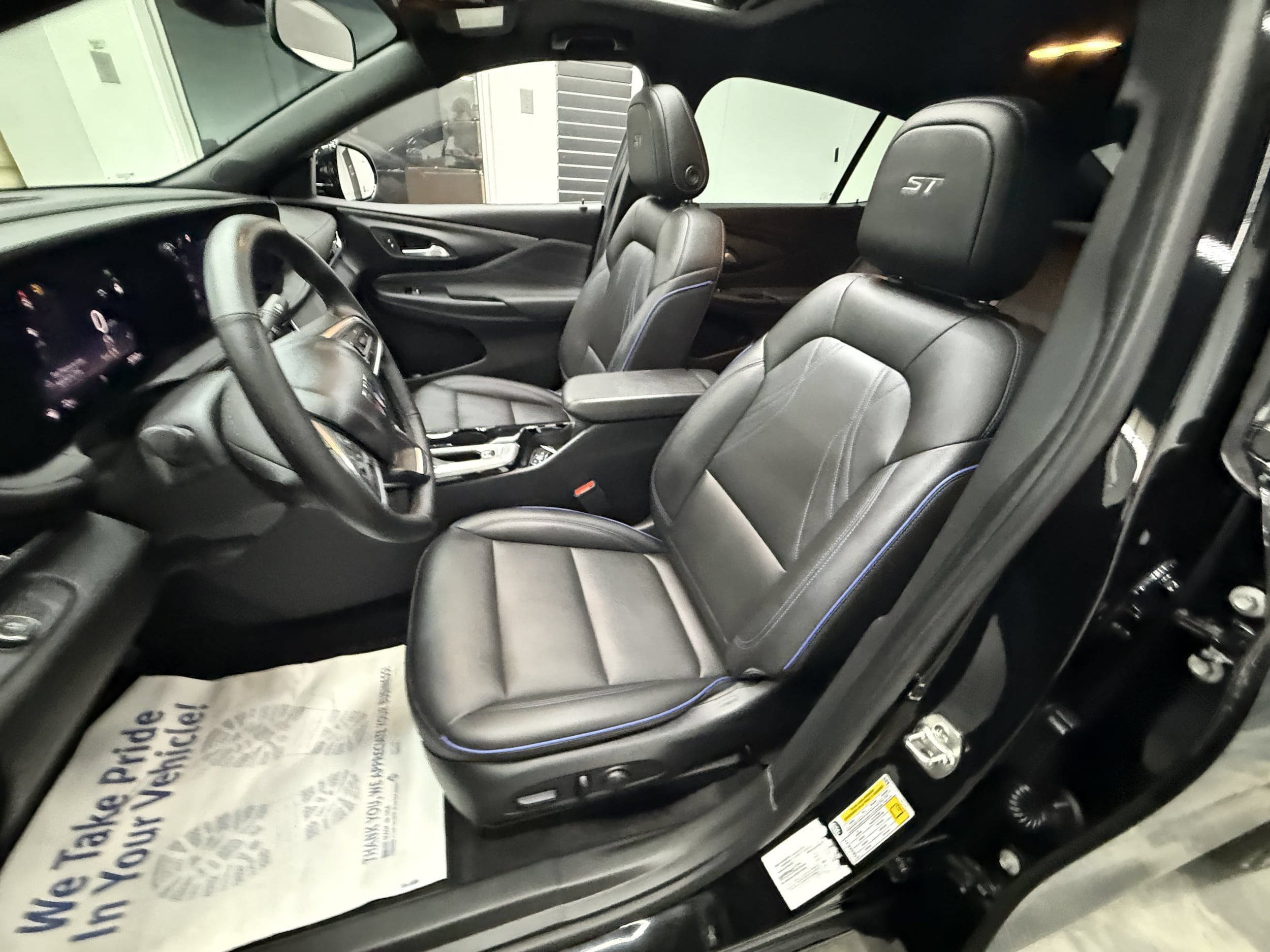 Used 2024 Buick Envista Sport Touring w/ Experience Buick Package FWD image 12