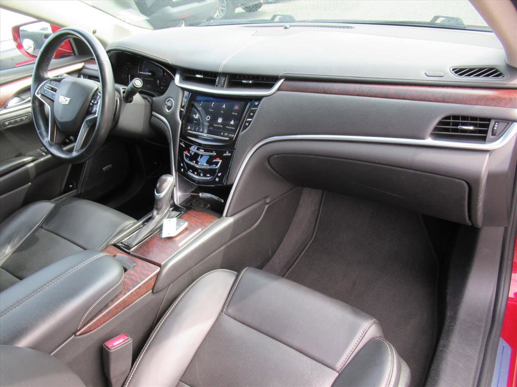 Used 2019 Cadillac XTS Luxury image 10