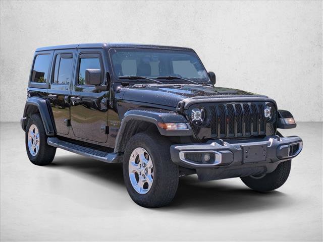 Used 2018 Jeep Wrangler Unlimited Sahara image 3