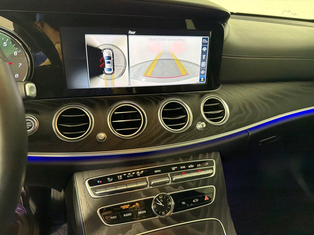 Used 2019 Mercedes-Benz E 300 4MATIC w/ Premium 1 Package image 17