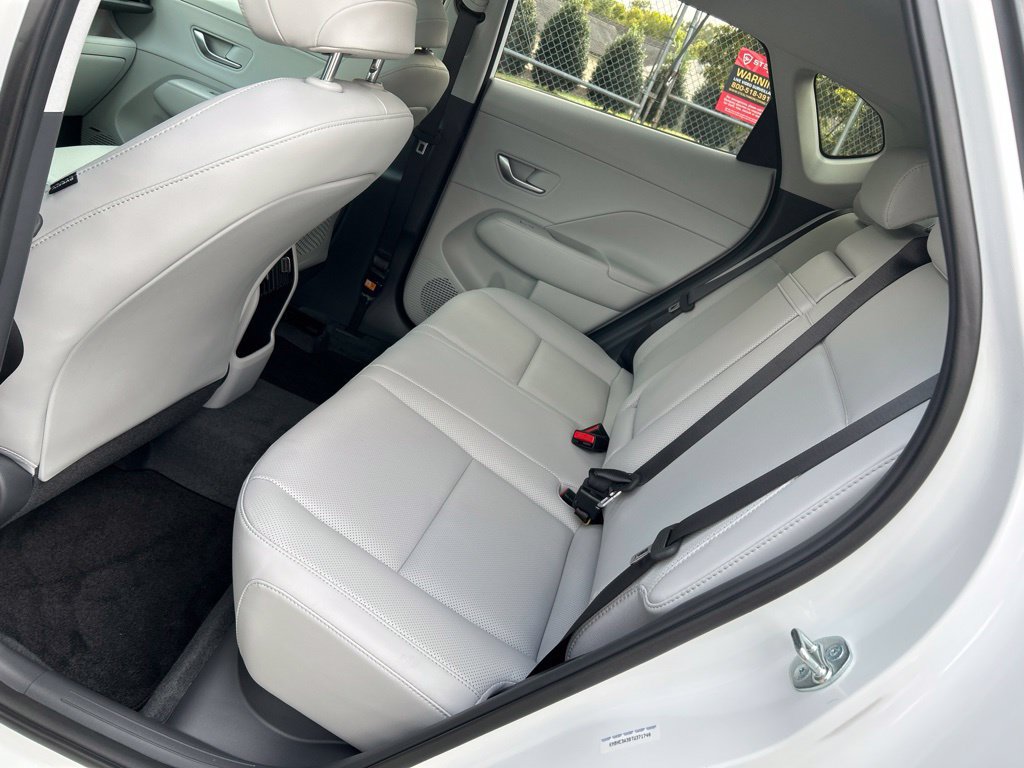 Used 2026 Hyundai Kona Limited FWD image 27