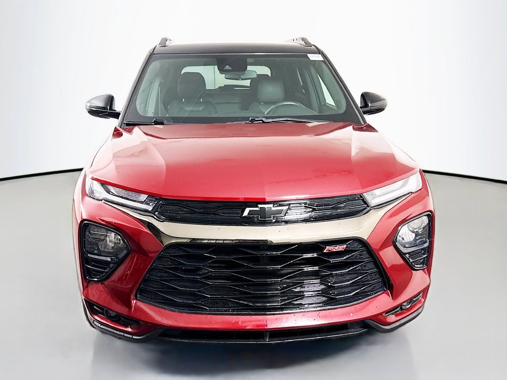 Used 2023 Chevrolet TrailBlazer RS FWD image 2