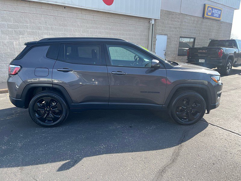 Used 2018 Jeep Compass Latitude w/ Popular Equipment Group AWD/4WD image 10