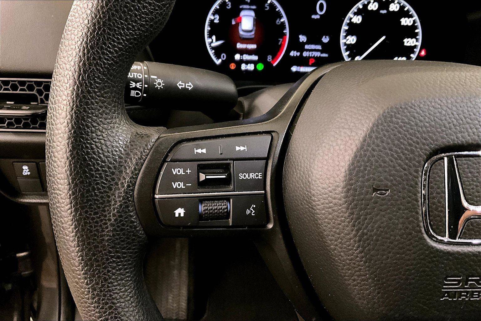 Used 2025 Honda HR-V LX image 17