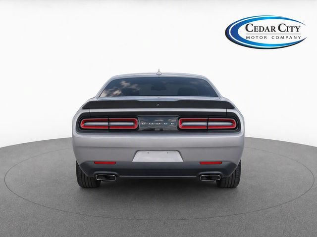 Used 2018 Dodge Challenger R/T Scat Pack RWD image 7
