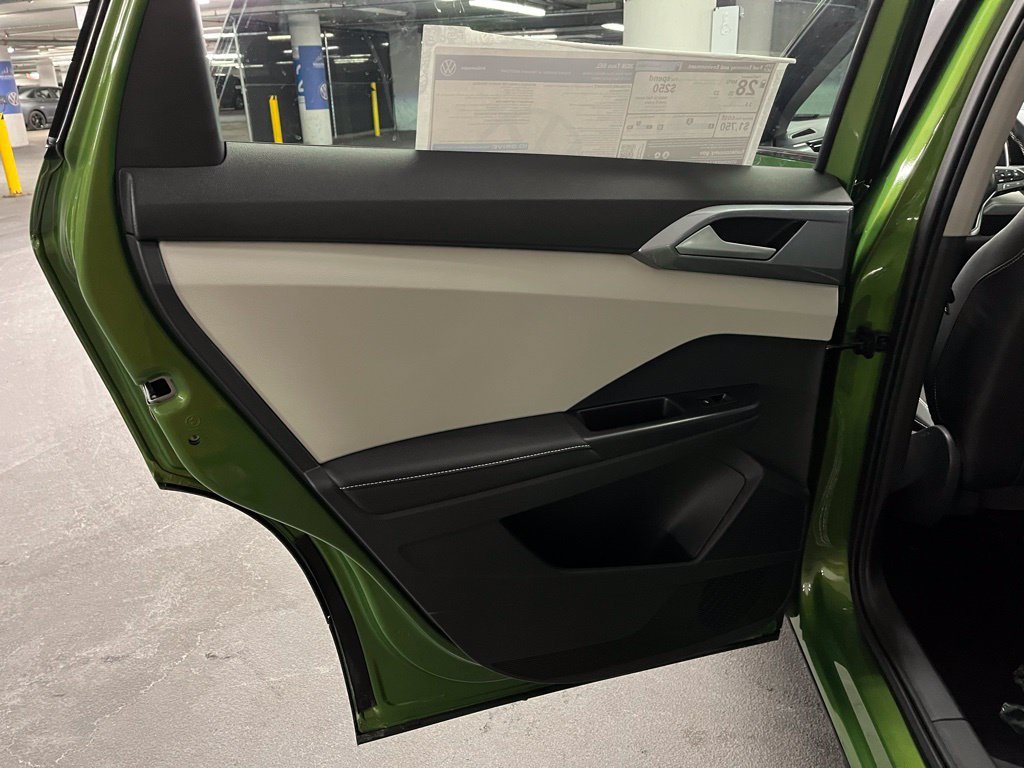 New 2026 Volkswagen Taos SEL AWD/4WD image 18