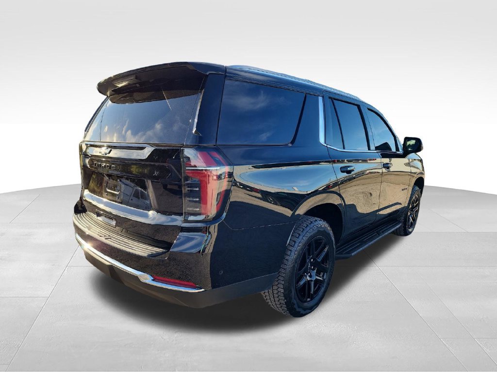 Used 2026 Chevrolet Tahoe LS w/ LPO, Dark Essentials Package AWD/4WD image 7