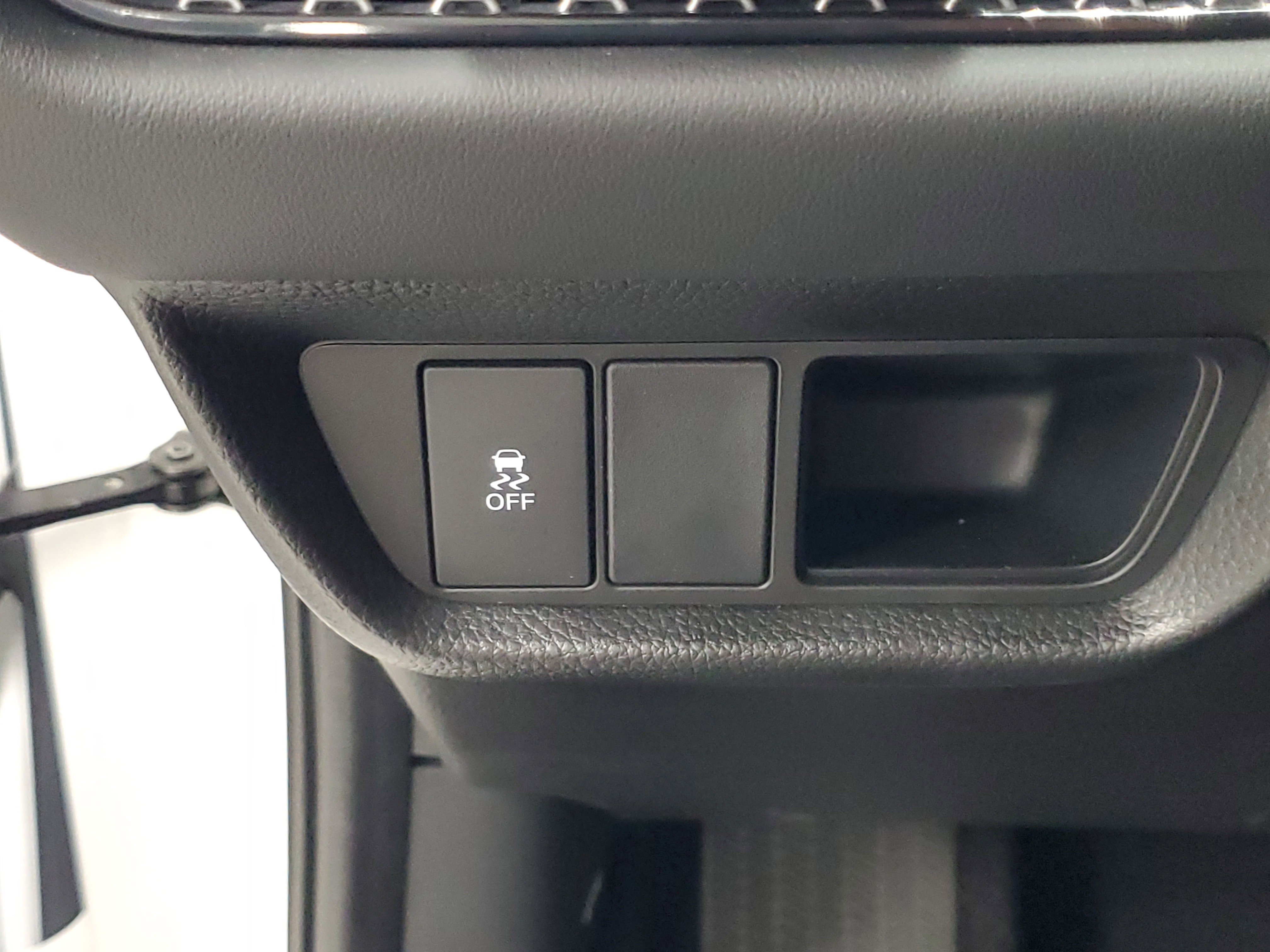 Certified 2026 Honda HR-V Sport image 22