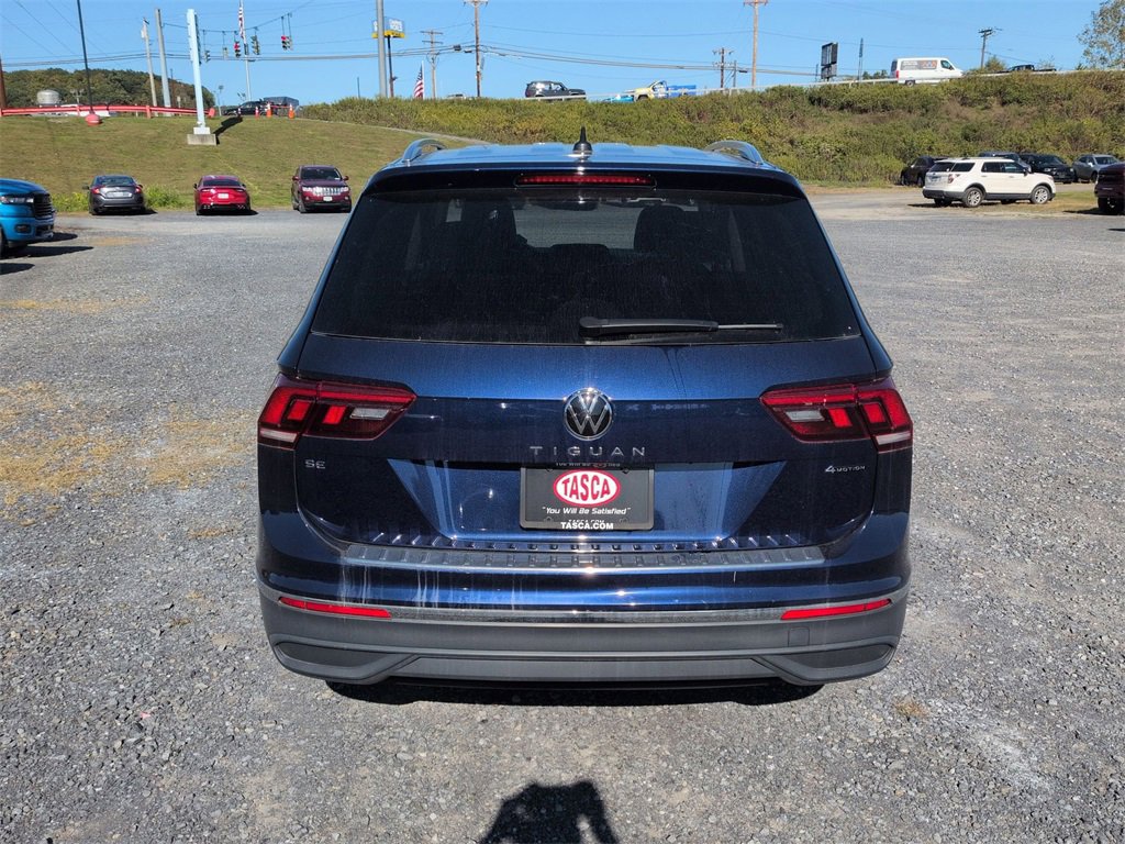 Used 2024 Volkswagen Tiguan SE image 4
